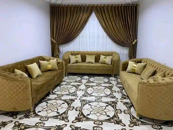 How To Choose The Best Sofa For A Modern Living Room interior furniture photo